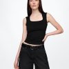 Jersey-Oberteil mit eckigem Ausschnitt und eng anliegendem Strick Jersey-Oberteil mit eckigem Ausschnitt und eng anliegendem Strick