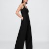 Jumpsuit aus Leinenmischung mit Nähten Jumpsuit aus Leinenmischung mit Nähten