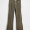 Khakihose mit niedriger Leibhöhe und Schlag Khakihose mit niedriger Leibhöhe und Schlag