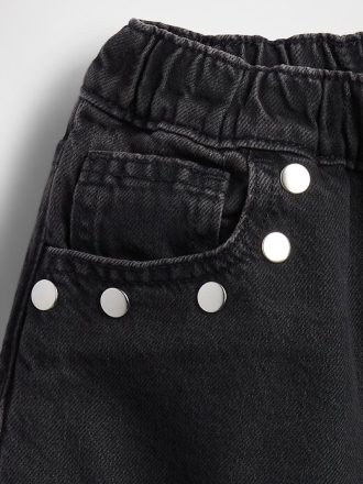 Kinder-Jeans mit hohem Bund und Nieten