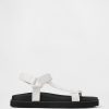 Kinder-Sandalen mit Riemen aus Canvas Kinder-Sandalen mit Riemen aus Canvas