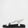 Kinder-Sandalen mit Riemen aus Canvas Kinder-Sandalen mit Riemen aus Canvas