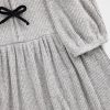 Kinder Softspun Rib Kleid mit Schleife vorne Kinder Softspun Rib Kleid mit Schleife vorne