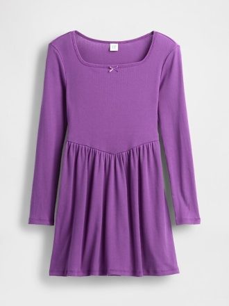 Kinderkleid mit eckigem Ausschnitt