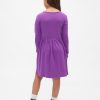 Kinderkleid mit eckigem Ausschnitt Kinderkleid mit eckigem Ausschnitt