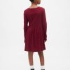 Kinderkleid mit eckigem Ausschnitt Kinderkleid mit eckigem Ausschnitt