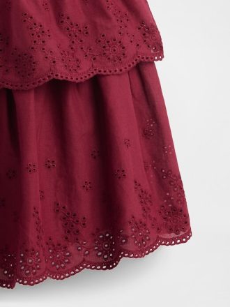 Kinderkleid mit Lochstickerei