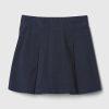 Kinderuniform, plissierter Khaki-Skort Kinderuniform, plissierter Khaki-Skort