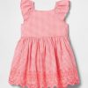 Kleid mit Lochstickerei für Babys und Kleinkinder