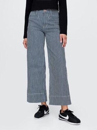 Knöchellange Jeans mit weitem Bein und hohem Bund