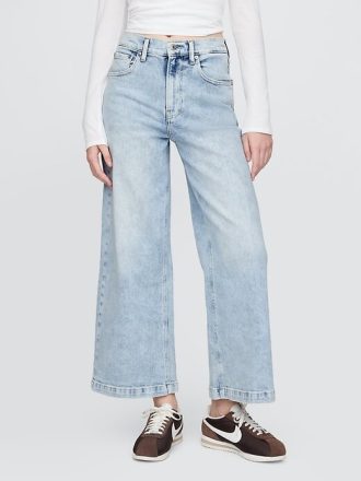 Knöchellange Jeans mit weitem Bein und hohem Bund