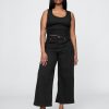 Knöchellange Jeans mit weitem Bein und hohem Bund Knöchellange Jeans mit weitem Bein und hohem Bund
