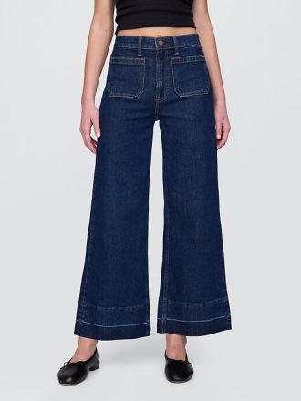 Knöchellange Jeans mit weitem Bein und hohem Schritt