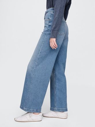 Knöchellange Jeans mit weitem Bein und hohem Schritt