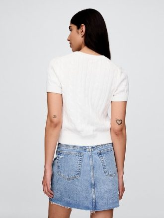 Kurzer Pullover aus 100 % Baumwolle mit Zopfmuster