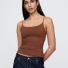 Kurzes Camisole aus engem Strick Kurzes Camisole aus engem Strick