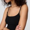 Kurzes Camisole aus engem Strick Kurzes Camisole aus engem Strick