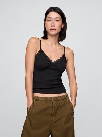 Kurzes Camisole aus Waffelstrick mit Spitzenbesatz
