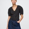 Kurzes Denim-Hemd mit Röhrenärmeln Kurzes Denim-Hemd mit Röhrenärmeln