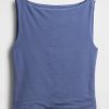 Kurzes Jersey-Tanktop aus CloseStrick mit U-Boot-Ausschnitt Kurzes Jersey-Tanktop aus CloseStrick mit U-Boot-Ausschnitt