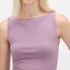 Kurzes Jersey-Tanktop aus CloseStrick mit U-Boot-Ausschnitt Kurzes Jersey-Tanktop aus CloseStrick mit U-Boot-Ausschnitt