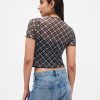 Kurzes Mesh-T-Shirt Kurzes Mesh-T-Shirt
