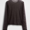 Kurzes Mesh-T-Shirt Kurzes Mesh-T-Shirt