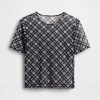 Kurzes Mesh-T-Shirt Kurzes Mesh-T-Shirt