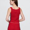 Kurzes Tanktop aus 100 % Baumwolle mit Häkelmuster Kurzes Tanktop aus 100 % Baumwolle mit Häkelmuster