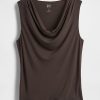 Kurzes Tanktop mit Wasserfallausschnitt