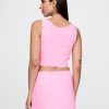 Kurzes Top aus Leinenmischung mit Wellenkante Kurzes Top aus Leinenmischung mit Wellenkante