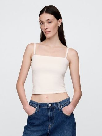 Kurzes Tube-Top aus engem Strick