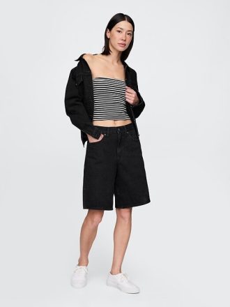 Kurzes Tube-Top aus engem Strick