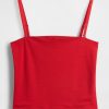 Kurzes Tube-Top aus engem Strick Kurzes Tube-Top aus engem Strick