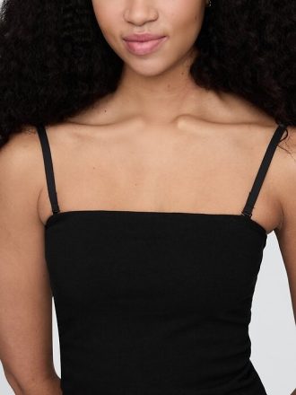 Kurzes Tube-Top aus engem Strick