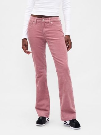 Lange und schlanke Cordjeans mit niedriger Leibhöhe