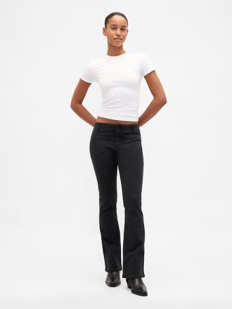 Lange und schmale Twill-Hose mit niedriger Leibhöhe