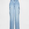 Lockere Cargojeans im Stil der 90er mit mittelhohem Bund Lockere Cargojeans im Stil der 90er mit mittelhohem Bund