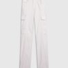 Lockere Cargojeans im Stil der 90er mit mittelhohem Bund Lockere Cargojeans im Stil der 90er mit mittelhohem Bund