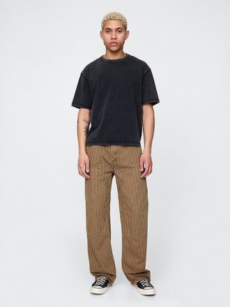 Lockere Carpenter-Jeans im 90er-Jahre-Stil mit Doppelknie