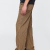 Lockere Carpenter-Jeans im 90er-Jahre-Stil mit Doppelknie
