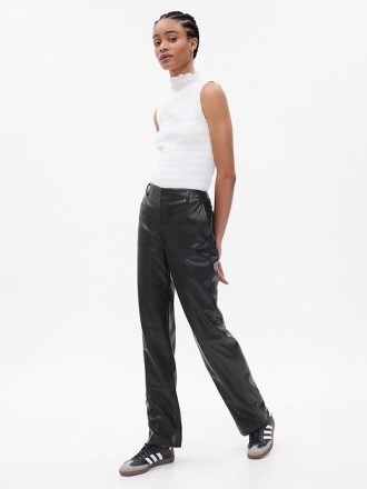 Lockere Hose aus veganem Leder mit mittlerer Leibhöhe