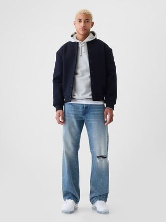 Lockere Jeans im 90er-Jahre-Stil