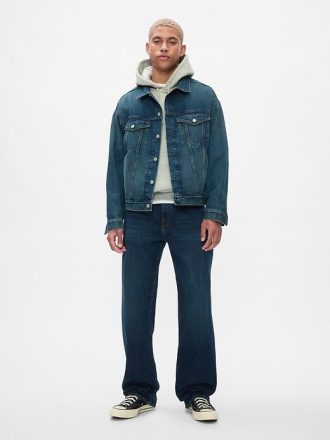 Lockere Jeans im 90er-Jahre-Stil