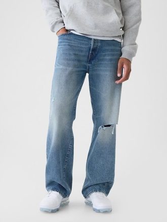 Lockere Jeans im 90er-Jahre-Stil