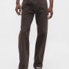 Lockere Jeans im 90er-Jahre-Stil Lockere Jeans im 90er-Jahre-Stil