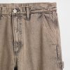 Lockere Jeans im 90er-Jahre-Stil Lockere Jeans im 90er-Jahre-Stil