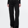 Lockere Jeans im Stil der 90er mit mittelhohem Bund Lockere Jeans im Stil der 90er mit mittelhohem Bund