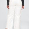 Lockere Jeans im Stil der 90er mit mittelhohem Bund Lockere Jeans im Stil der 90er mit mittelhohem Bund