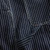 Lockere Zimmermannsshorts aus Denim mit Streifen im 90er-Jahre-Stil Lockere Zimmermannsshorts aus Denim mit Streifen im 90er-Jahre-Stil